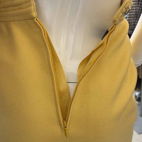 LOUIS FERAUD Yellow Wool Skirt Suit 4• Excellent - Picture 11 of 14